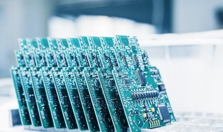 Поставка электронных компонентов под государственные контракты: особенности и требования